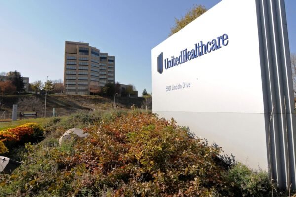 UnitedHealth cuts the prognosis 2025 after dealing with the use of first quarter care