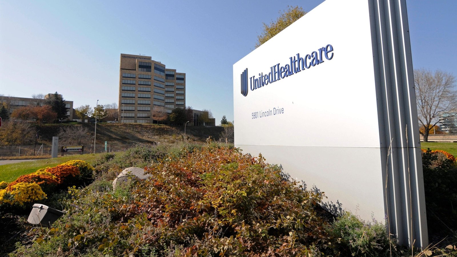 UnitedHealth cuts the prognosis 2025 after dealing with the use of first quarter care