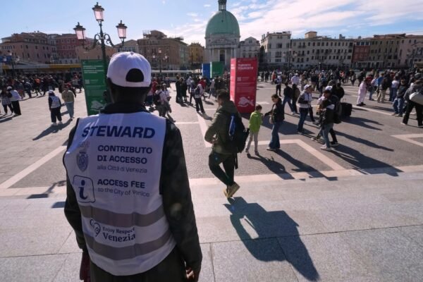 Venice expands the day tripter tax in the attempt to fight abandon
