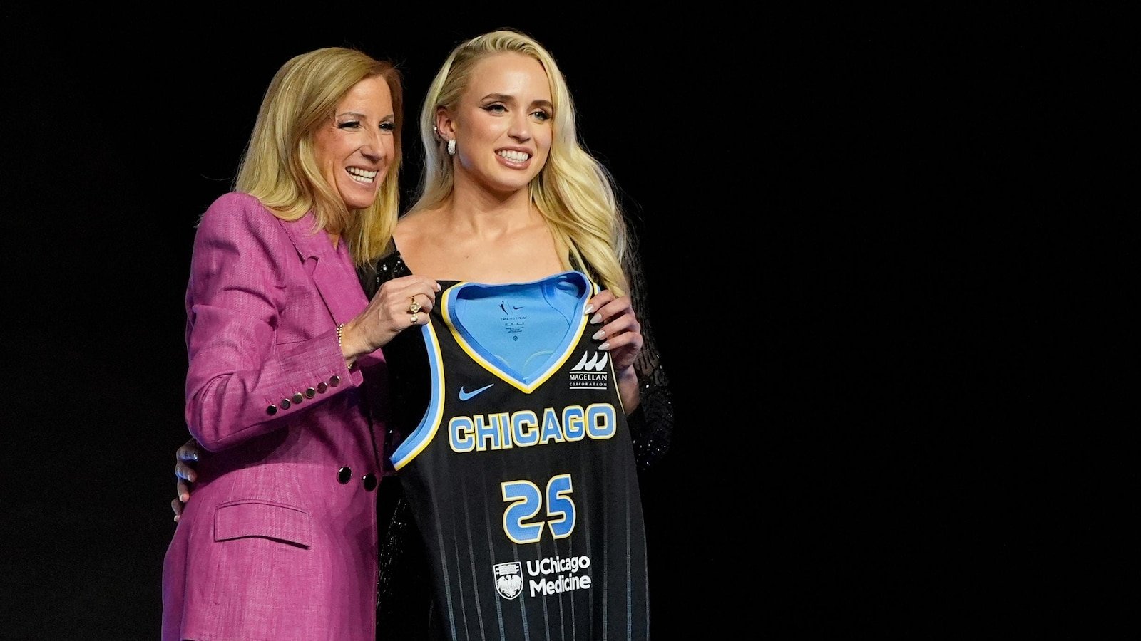 WNBA gathers the working group to help fight online hatred towards players and teams