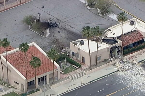 1 dead, at least 5 wounded in explosion outside the Palm Springs fertility clinic