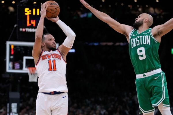 Celtics in Trouble Down 2-0 against Knicks and say that 'they have to win' game 3 on Saturday