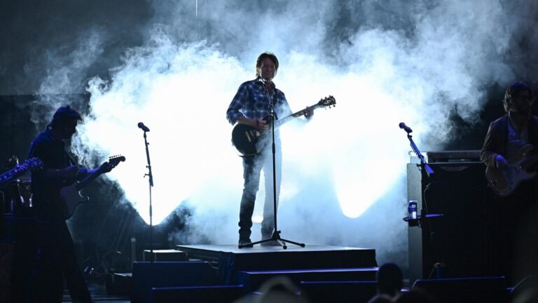 Creedence’s former Clearwater leader, John Fogerty, celebrates 80º with the show in Manhattan