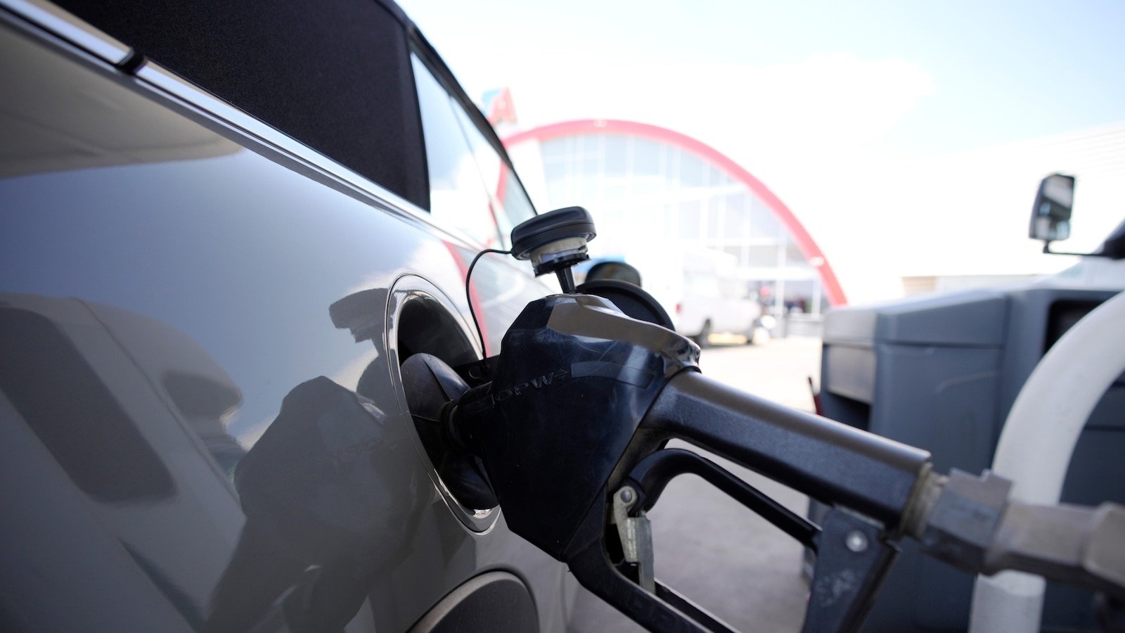 Despite economic concerns, Americans are destined for the weekend of the Fallen Day