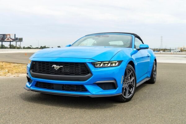 EDMUNDS: Five large -budget performance cars for less than $ 35,000