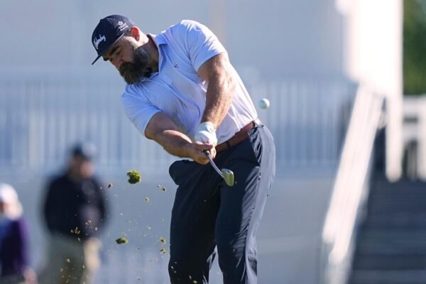 Go Birds and Birdies: The Great Jason Kelce of the Eagles withdrawn takes its swings, tips in PGA Tour pro-am