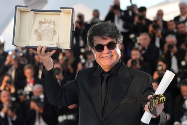 Iran summons the French diplomat for praise of the winning film of Palme d'Or