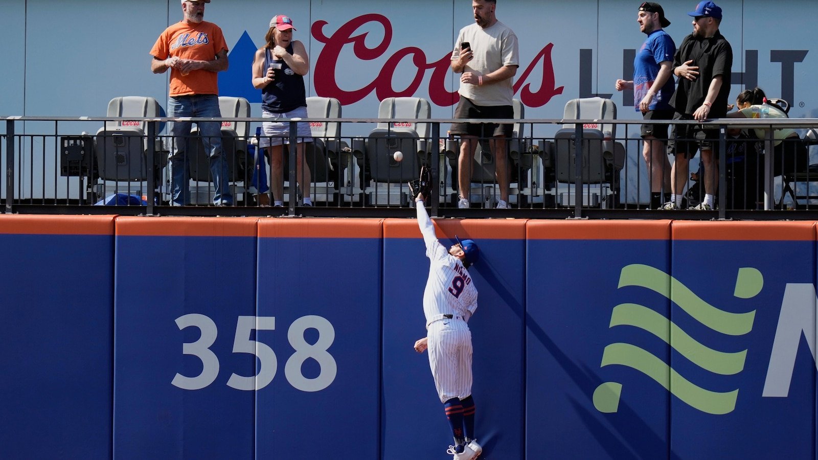Juan Soto hits his first home runs in Citi Field with the Mets, but the D-backs win 4-2