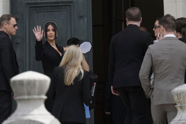 Kardashian testifies that he feared rape and murder during the 2016 robbery