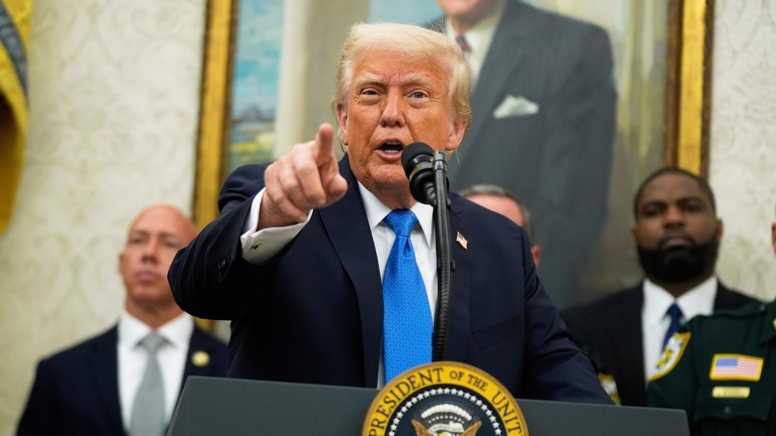 'Ladies'? 'Corrupt'? It is getting unpleasant between Springsteen and Trump