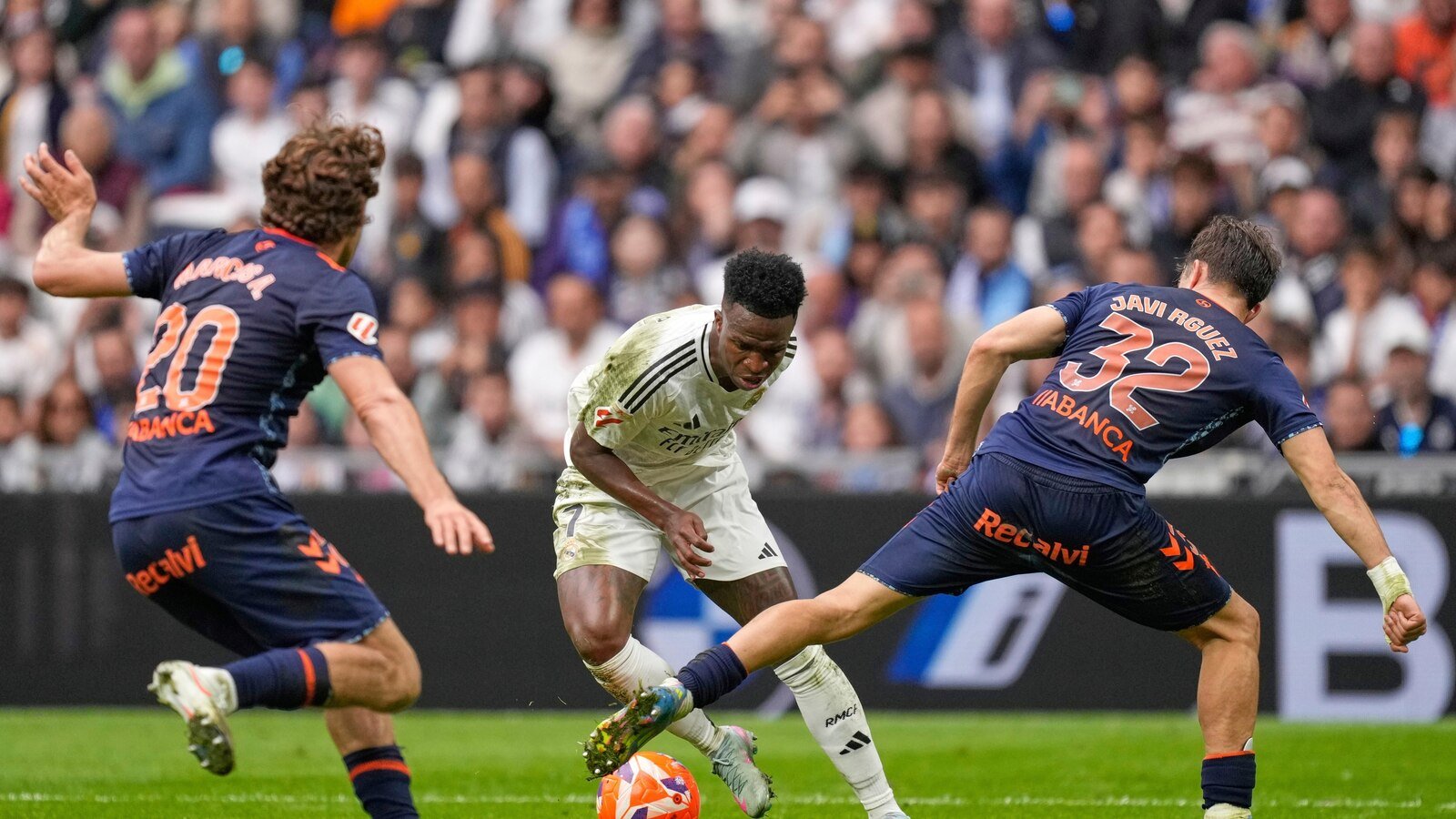 Mbappé scores twice and Madrid wins again through 4 points ahead of 'Classic'