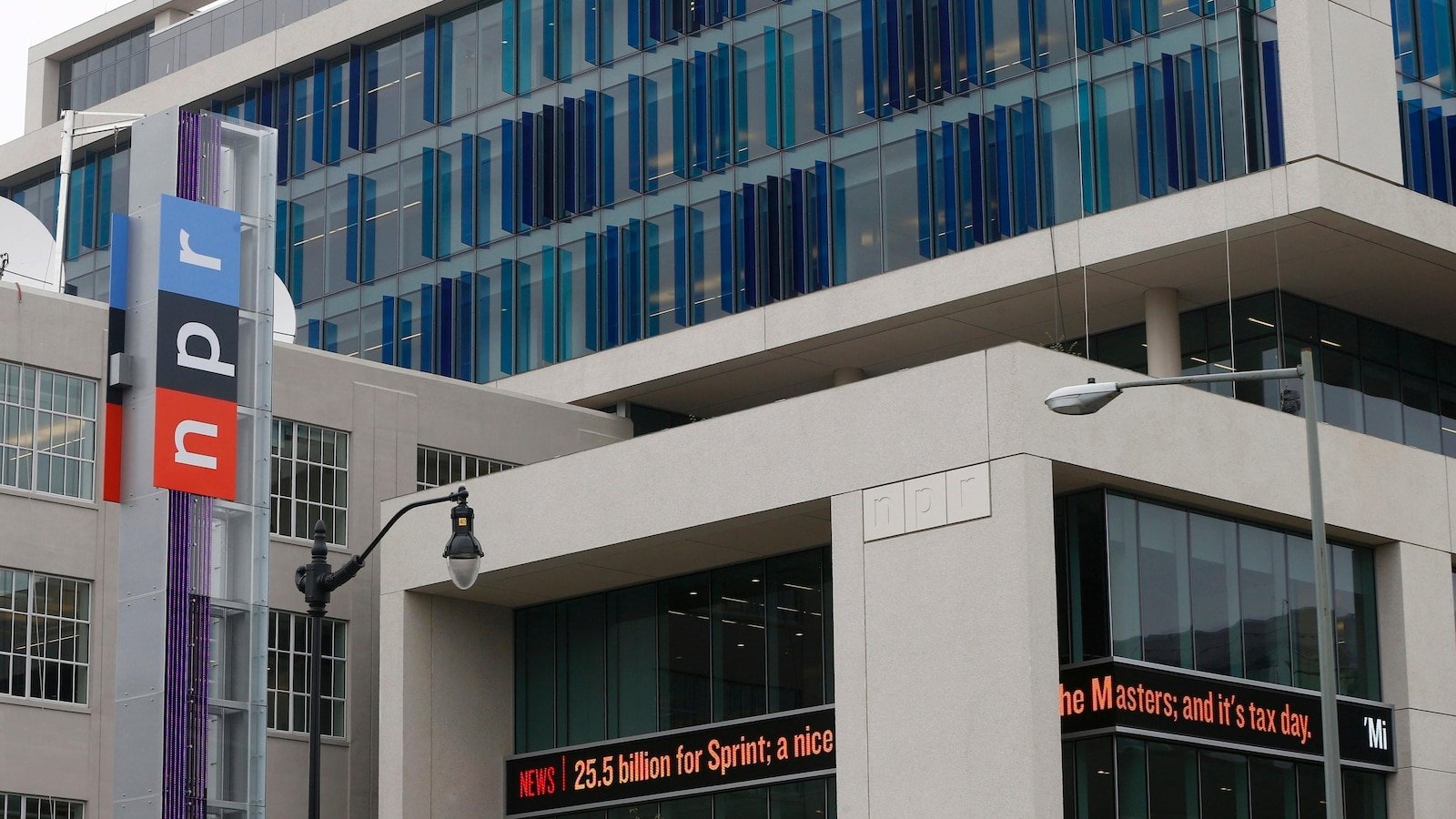 NPR demands the Trump administration in executive order to reduce funds to public media