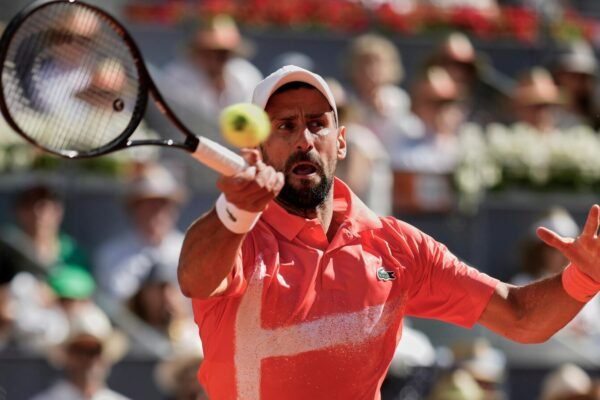 Novak Djokovic ends the Andy Murray training association
