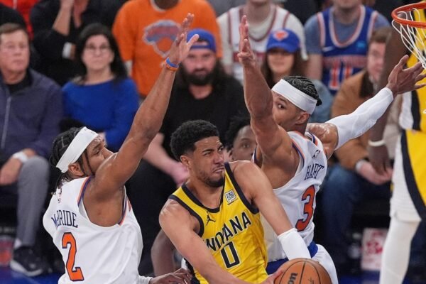 PACERS brings a 2-0 advantage over the Knicks home for a sports celebration on Sunday in Indiana