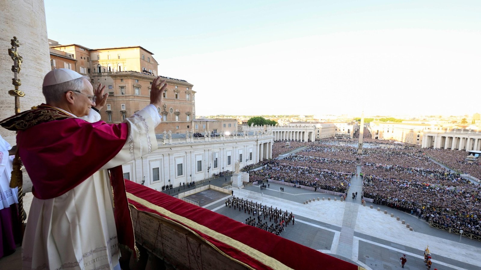 Pope Leo XIV brings hope to Chicago sports fans, and Knicks for his ties of Villanova