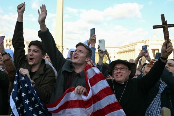 Pope Leo XIV reactions: Americans, global leaders encourage native Chicago