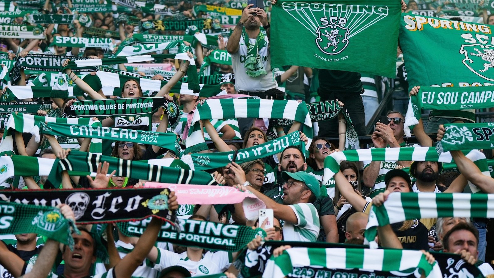 Sporting Lisbon wins the second consecutive title of the Portuguese League
