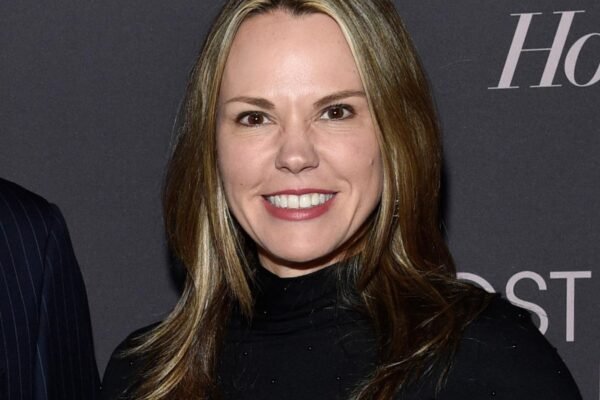 The CBS News CEO, Wendy McMahon, resigns in the middle of a possible Trump demand agreement