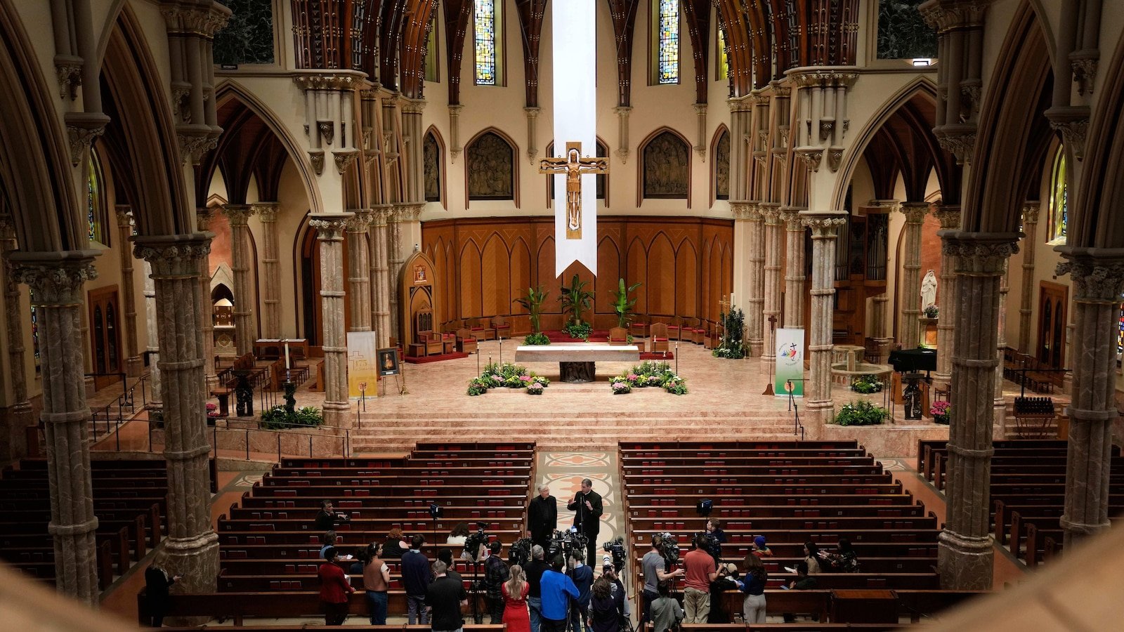 The Chicago Catholics celebrate while the native son of Pope Leo XIV becomes the first American Pope