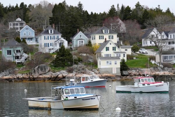 The fishermen who fight with the change of ocean draw a new course after Trump's impulse to deregulate