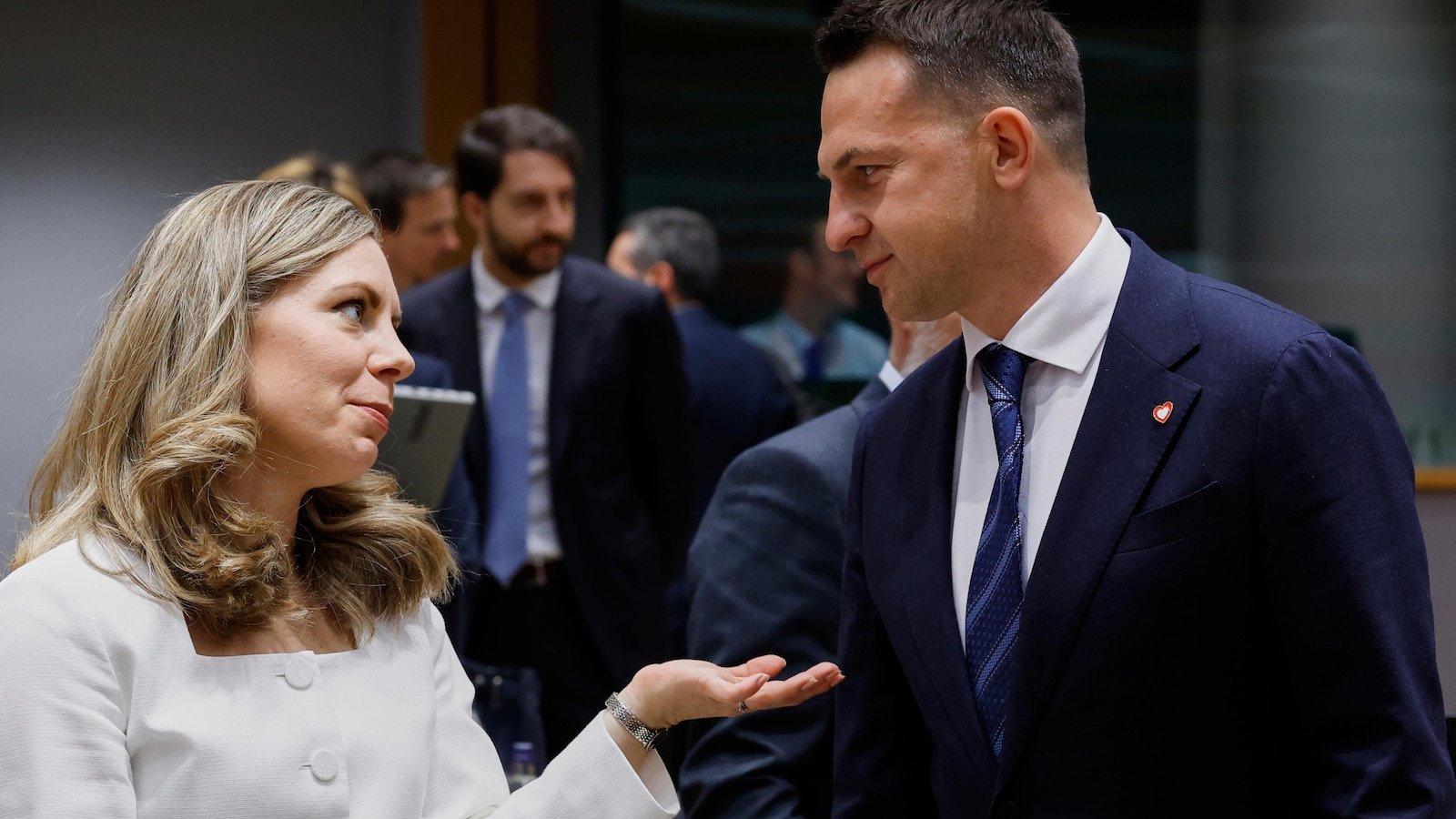 The new Hungarian law could prohibit pride events. Most EU countries are demanding rethinking