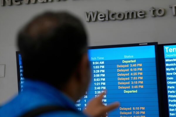 The software update keeps the Newark airport radar online
