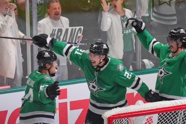 The stars obtain secondary goals and goals of the power game, now they look for the leadership of the 2-0 series about Oilers