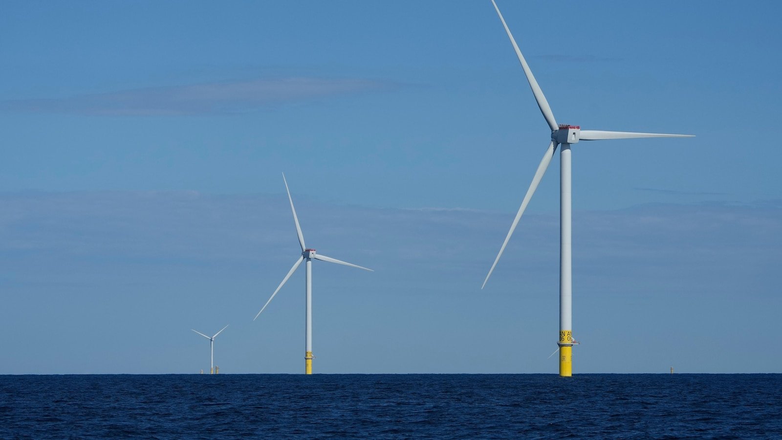 The states demand the Trump administration for blocking the development of wind energy