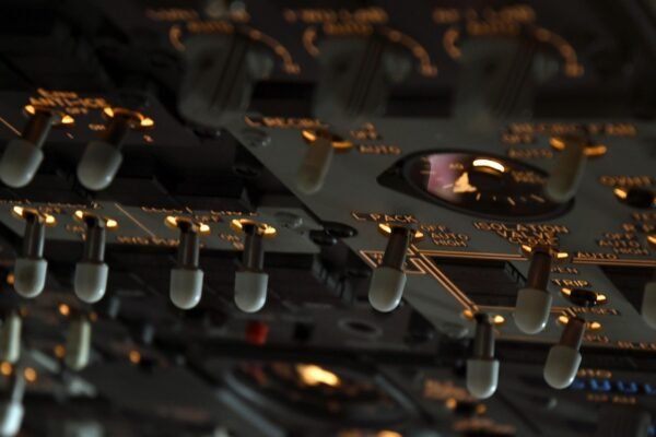 This redundant aviation safety network helps keep safe airplanes when controllers lose contact