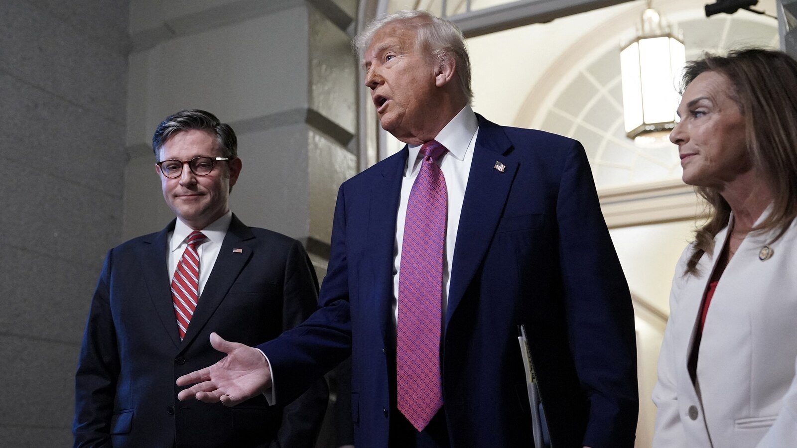 Trump Admin Live Updates: "We have to do it," says Trump on the bill of the Republican Party that advances his agenda