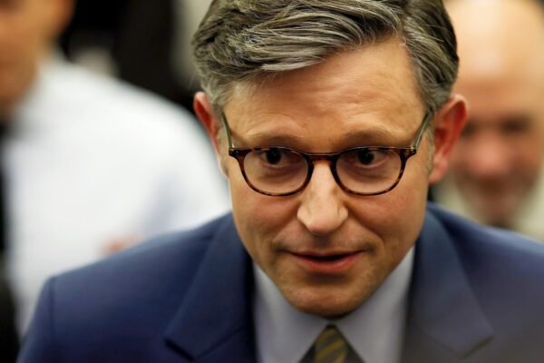 Trump meets with the withdrawals of the Republican Party while negotiations on the bill of the Falla Agenda