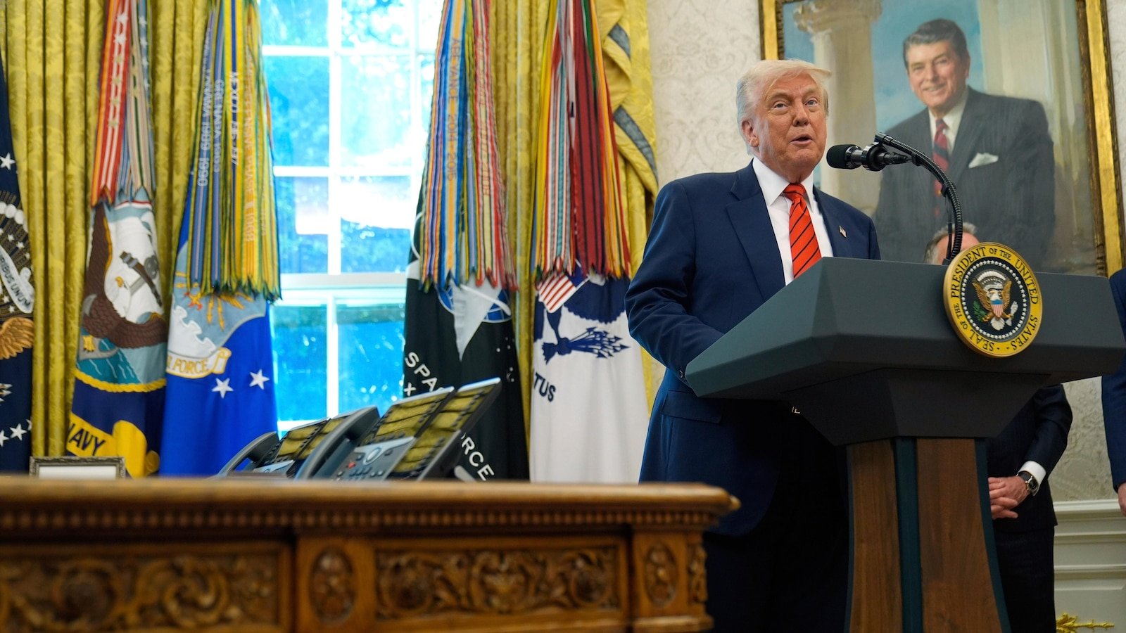 Trump plans to announce that the United States will call the Persian Gulf the Arabic Gulf, the authorities say