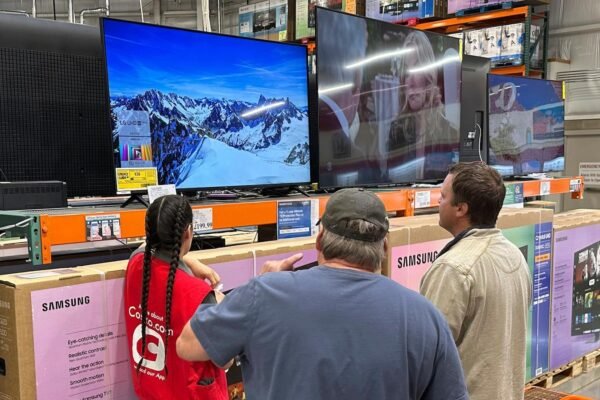 What is open and closed on the day of the fallen?