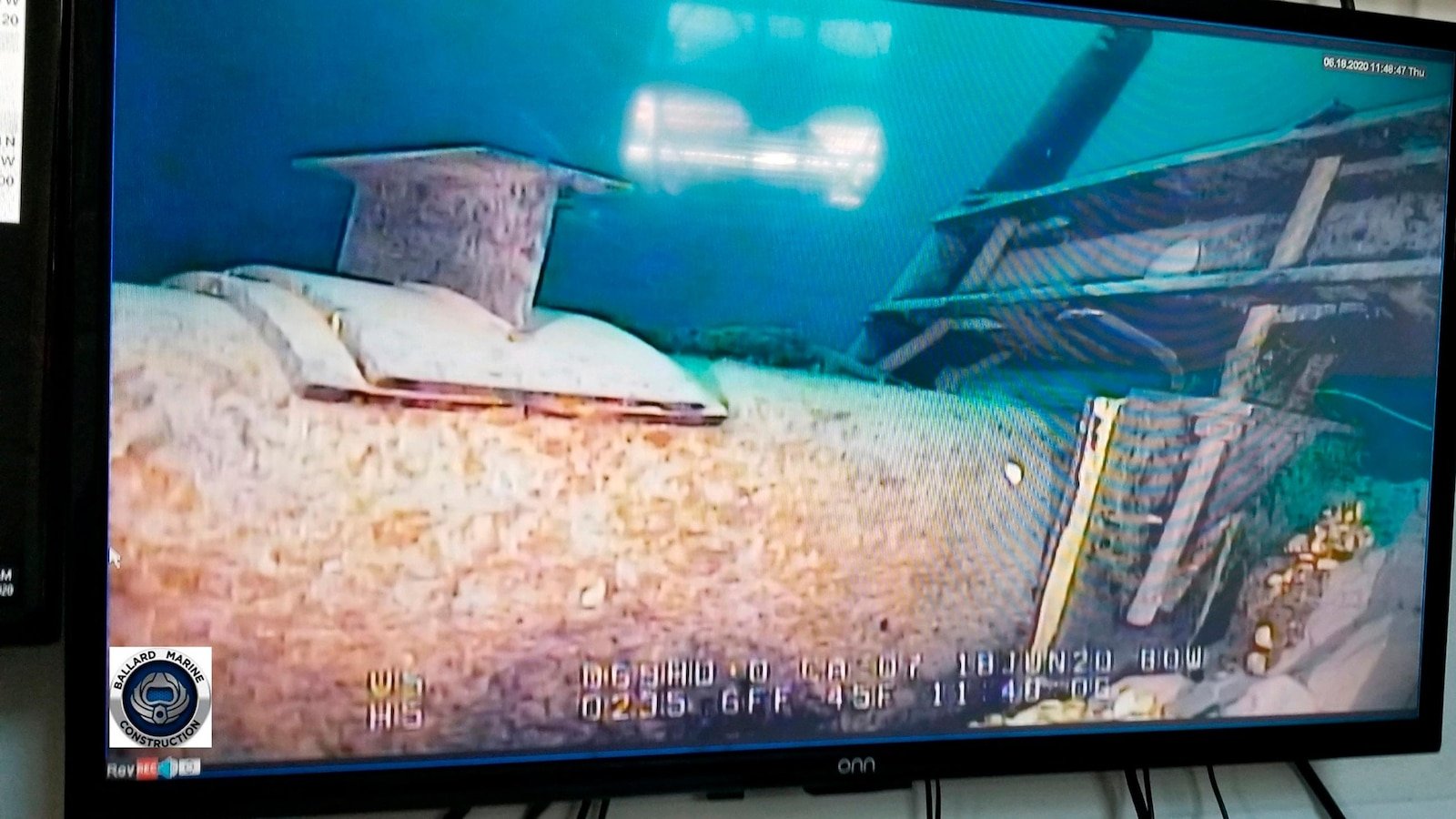 Army body analysis finds that the pipeline of the great lakes would have radical environmental impacts