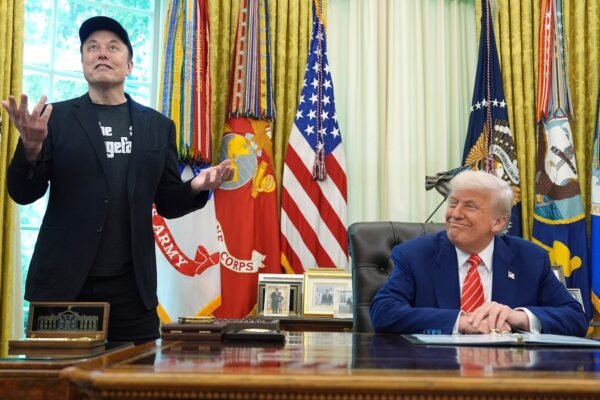 Elon Musk expressly expresses frustration in a variety of recent movements by Trump's administration: Fuentes