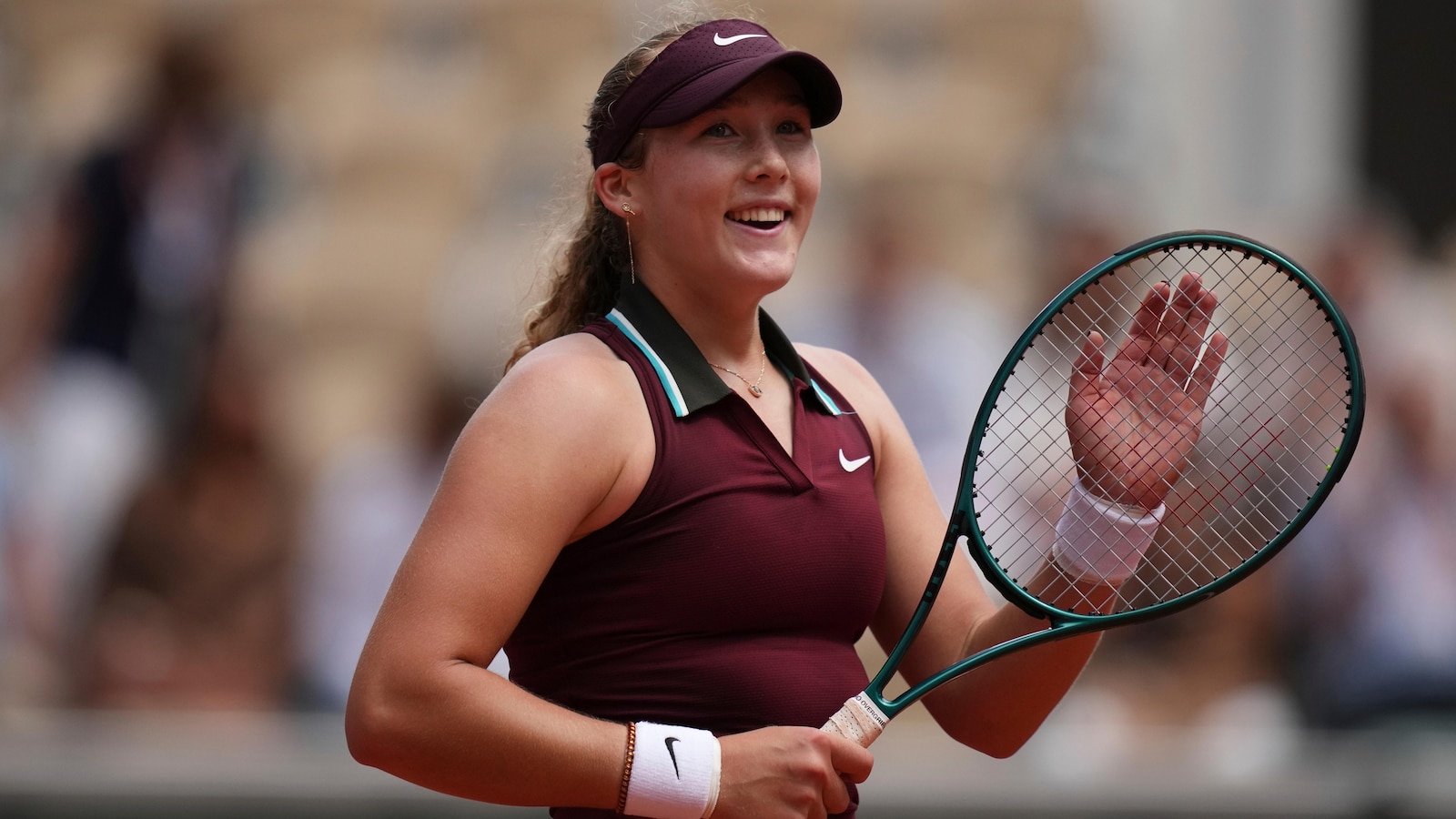 French open: the French not sown Boisson Stors Pegula and joins No. 2 GAUTF in the quarterfinals