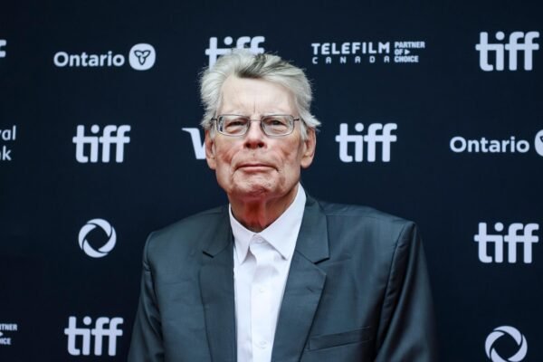 Stephen King in 'The life of Chuck', the end of the world and, yes, joy